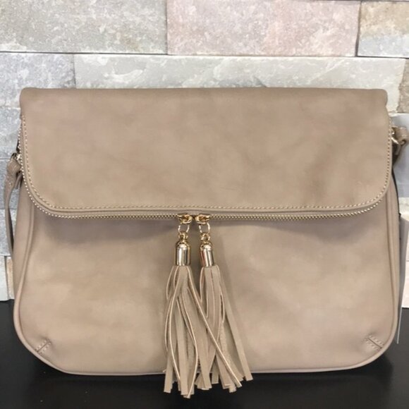 EMPERIA Zip Flap Tassel Crossbody Bag - Picture 4 of 9